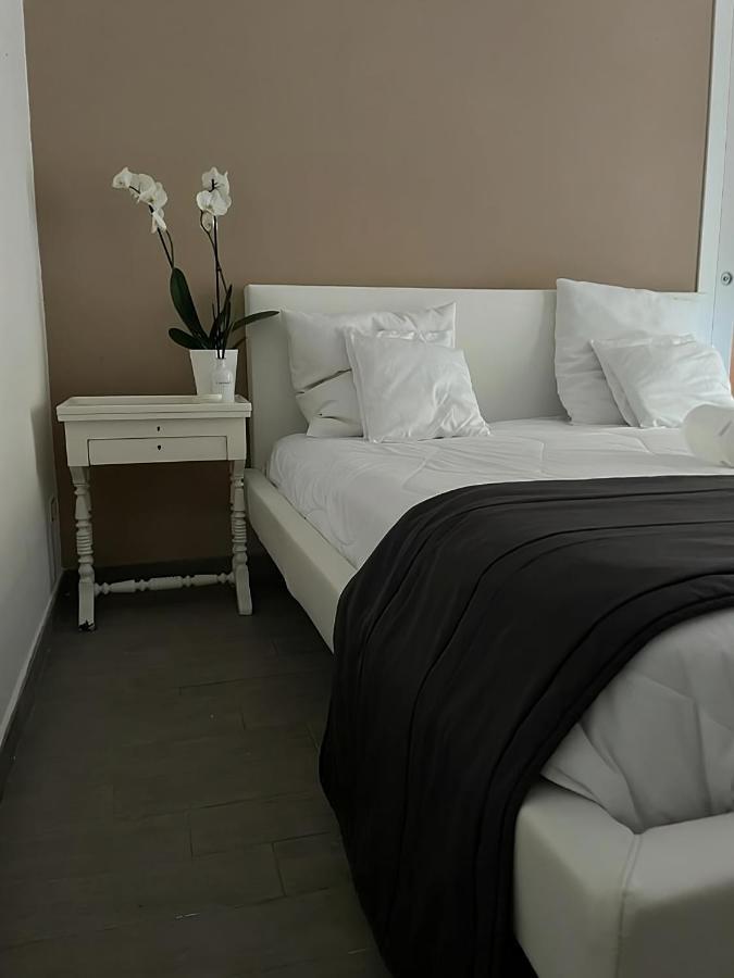 Room Mondello 5 Eksteriør billede